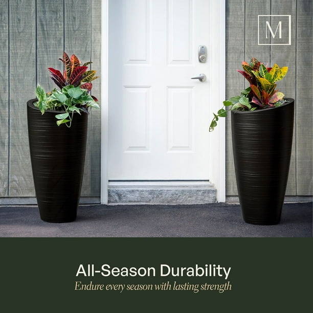 Mayne Modesto 32-Inch Tall Indoor and Outdoor Planter Black / 2-pack