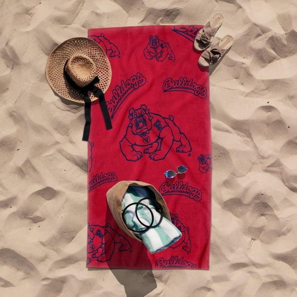 GOD ONLY KNOWS ☺︎︎︎︎SIGNATURELOGOBEACH TOWEL Logo Brands Fresno State Bulldogs 38