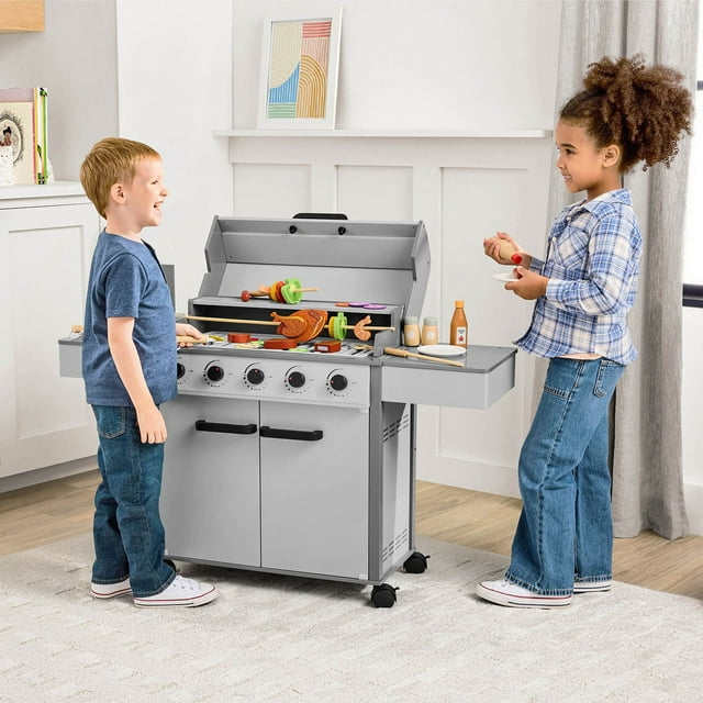 Member's Mark Wooden 5-Burner Grill Playset