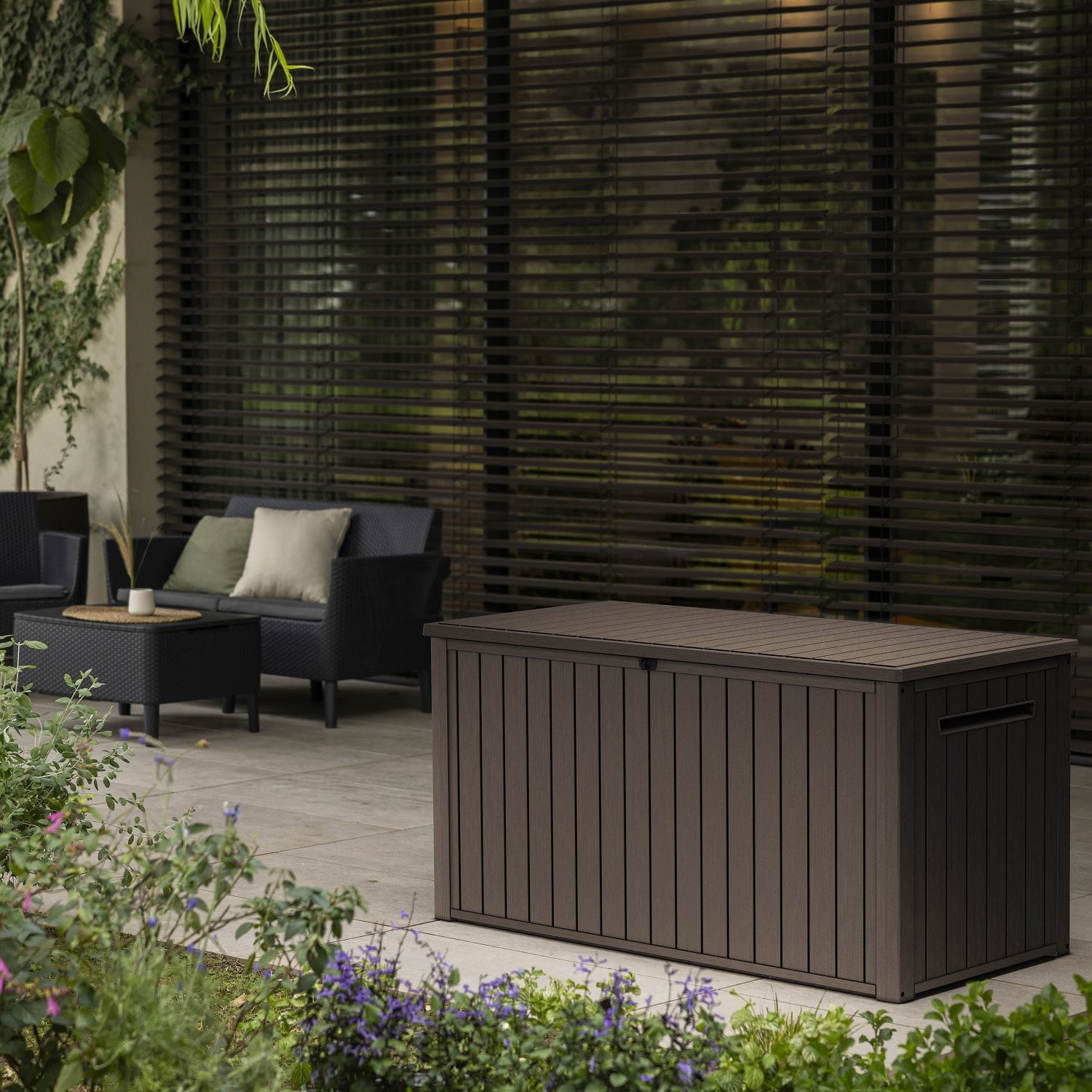 Keter 170 Gal. Resin Deck Box - Thumbnail 5