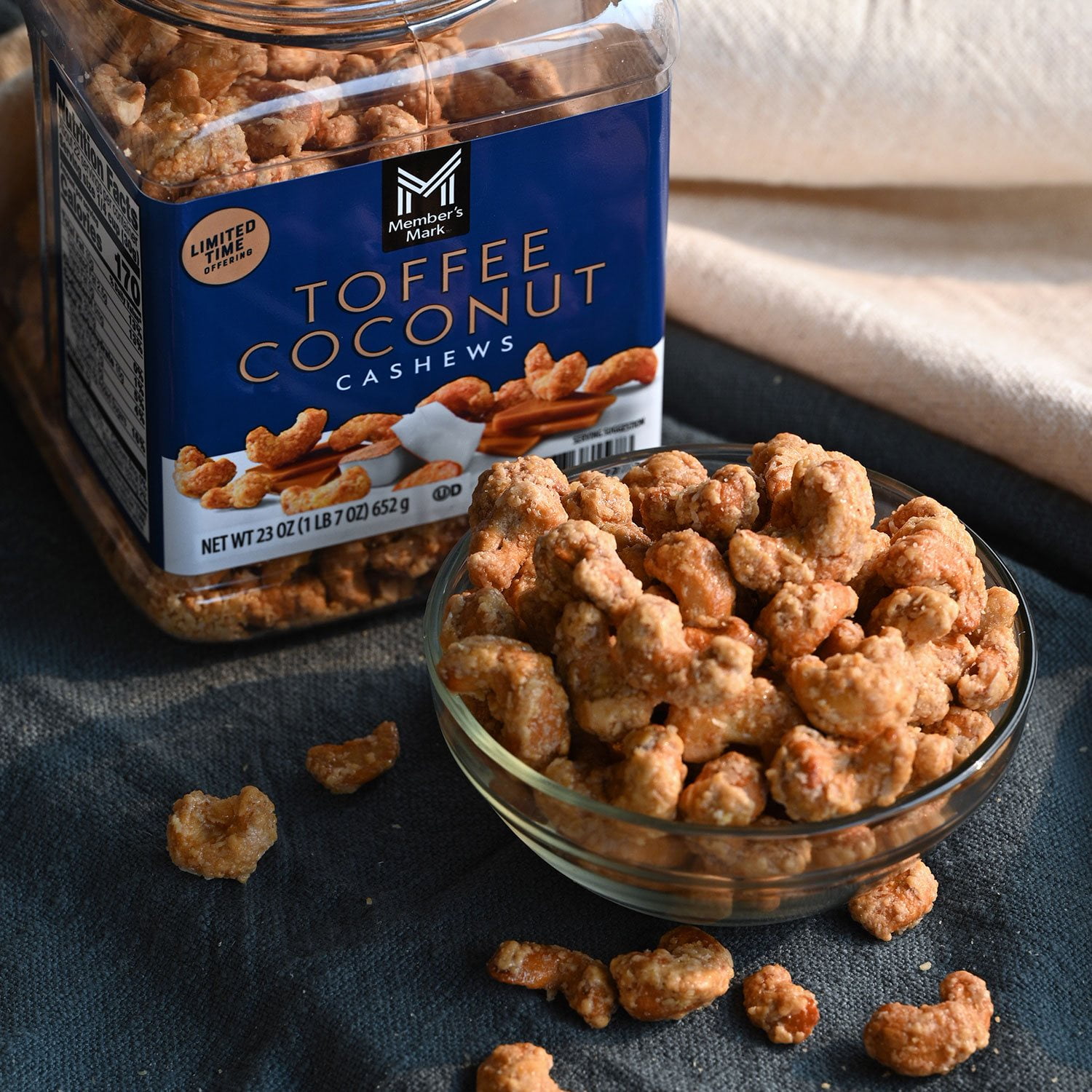 Member's Mark Toffee Coconut Cashews 23 oz. - Samsclub.com