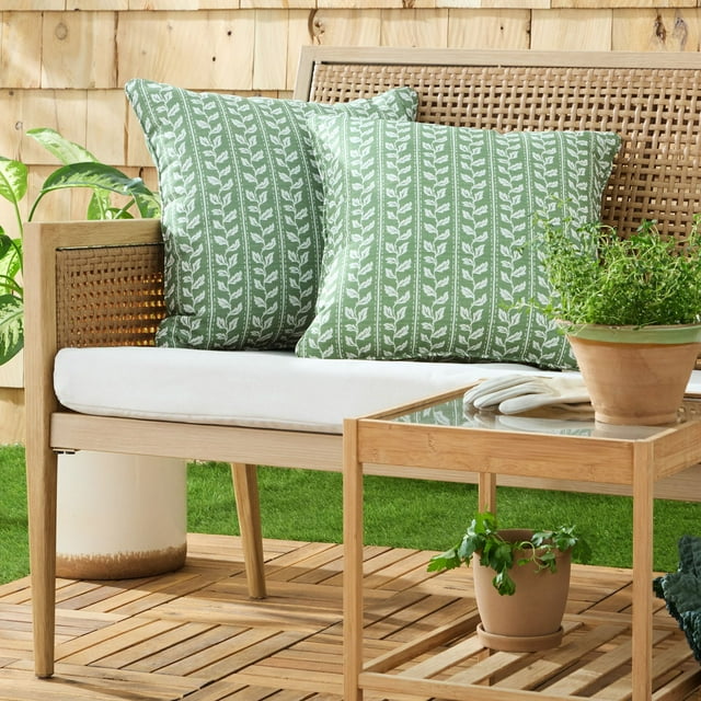 Martha Stewart Vineyard Vines Indoor/Outdoor Decorative Pillow, Set of 2, Choose Size