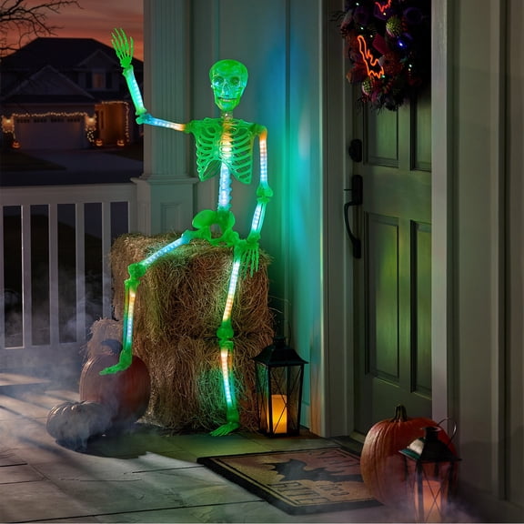 Member's Mark 5' Pre-Lit Color Changing Poseable Skeleton