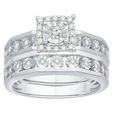 0.26 CT. T.W. Princess Cut Halo Diamond Ring & Band Set in 14K Gold