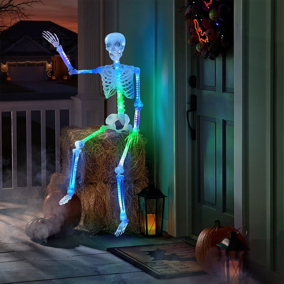 Member's Mark 5' Pre-Lit Color Changing Poseable Skeleton