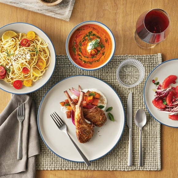 Member's Mark 16-Piece Textured Stoneware Dinnerware Set
