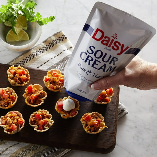 Daisy Brand Pure and Natural Sour Cream, 14 oz., 2 pk. - Samsclub.com