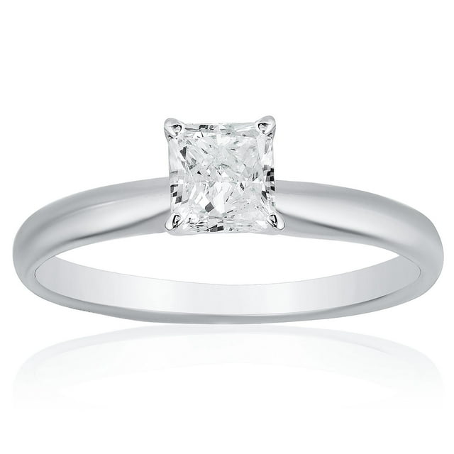 Princess Cut Solitaire Diamond Ring in 18K Gold
