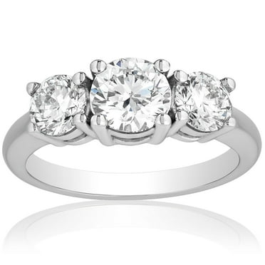 Round Cut Three Stone Diamond Ring in 18K Gold