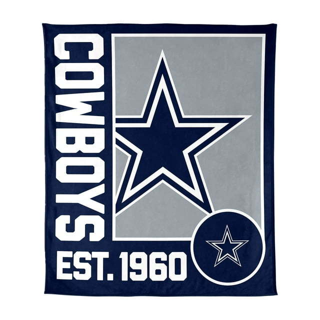 Logo Brands Dallas Cowboys 60"x70" Super Plush Blanket