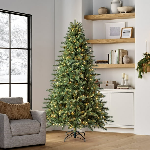 Member's Mark 7.5' Augusta Pine Pre-Lit Christmas Tree - Samsclub.com