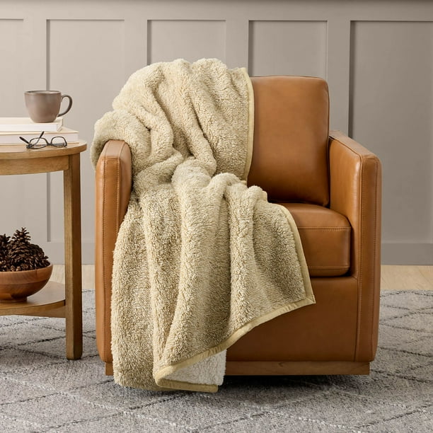 Member's Mark Cozy Throw, 60