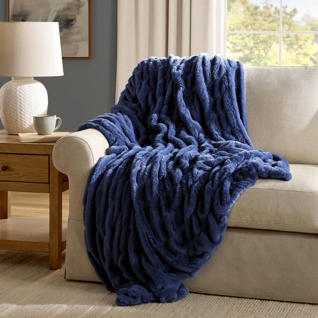 Member's Mark Ruched Faux Fur Throw, 60" x 70"
