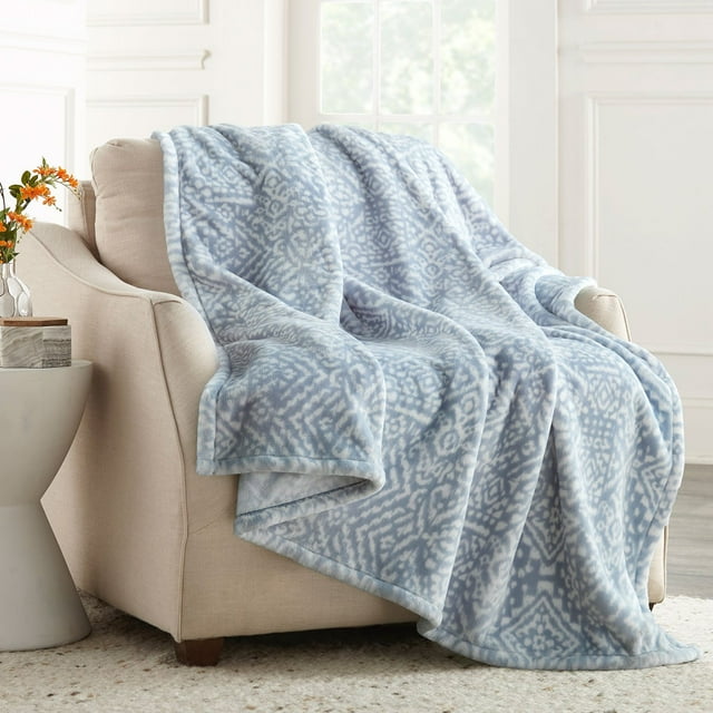 Member's Mark Velvet Plush Throw, 60" x 70" (Assorted Designs)
