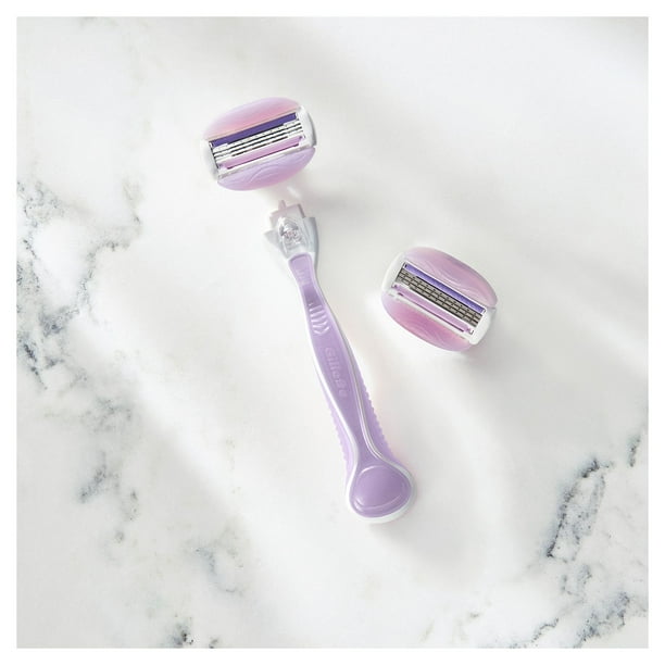 Venus Comfortglide Women's Razor Handle + 12 Cartridges, Freesia
