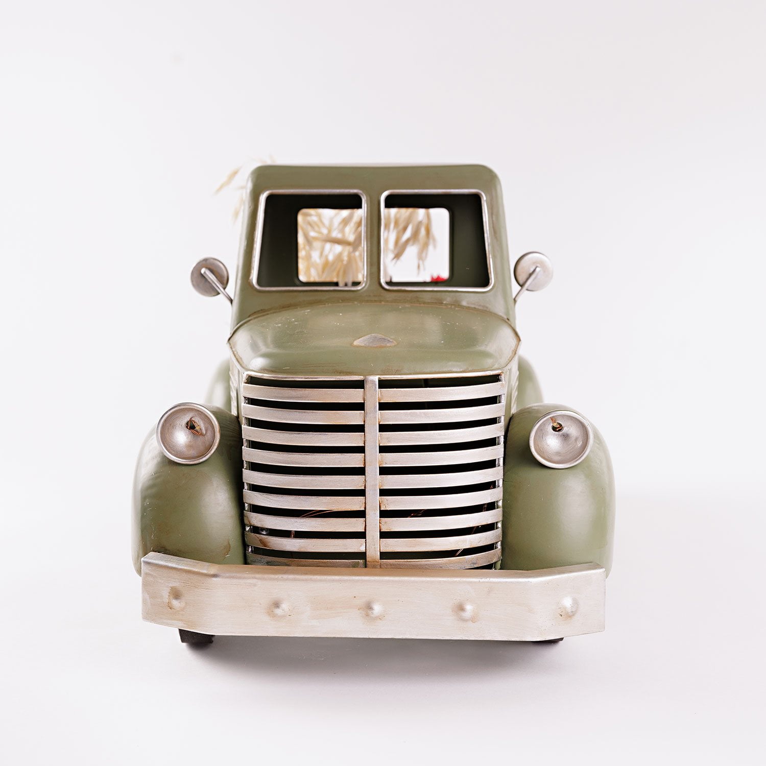 Member's Mark Vintage Harvest Pickup Truck, Olive Green