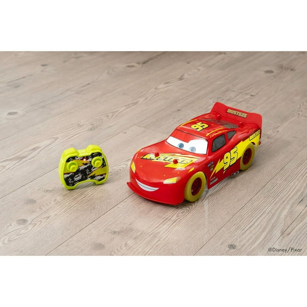 Jada Toys Disney Lightning McQueen Glow Racers 1:14 Scale R