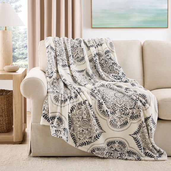 Member's Mark Seasonal Lounge Throw, 60"x70"