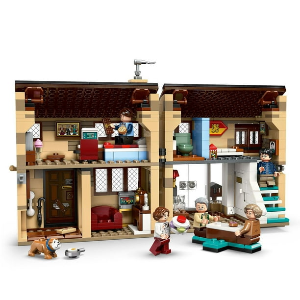 LEGO Harry Potter Privet Drive: Aunt Marge's Visit Building Set