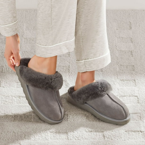 Member's Mark Women's Indoor/Outdoor Sheepskin Slipper