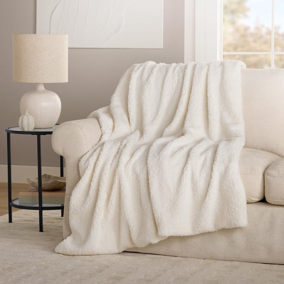 Member's Mark Faux Shearling Throw, 60" x 70"