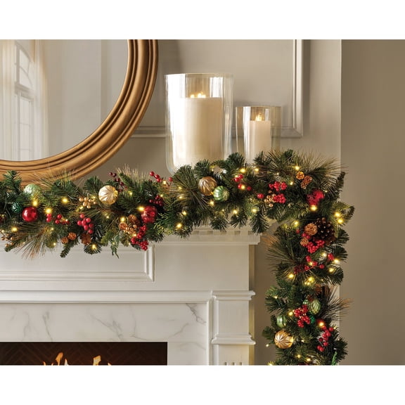 Member's Mark 9' Pre-Lit Decorated Garland