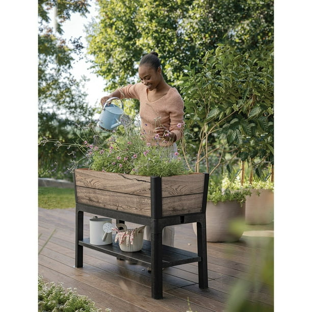 Keter Signature Collection 29 Gal. Resin Elevated Garden Bed
