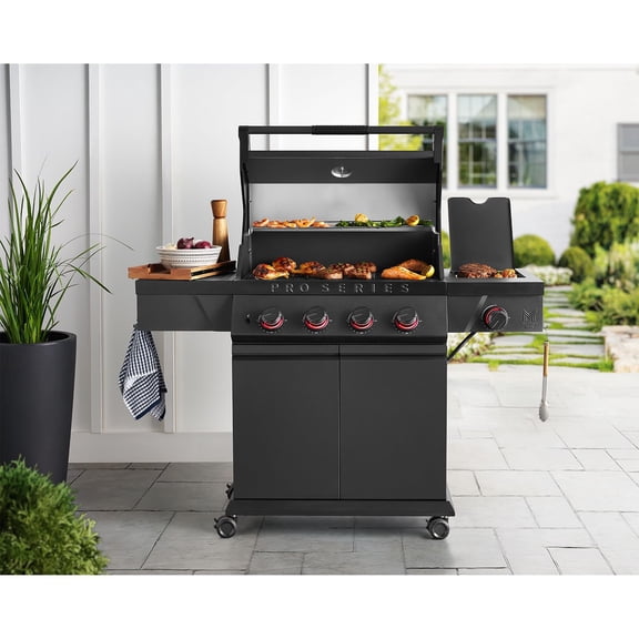 Member’s Mark Pro Series 4-Burner Gas Grill w/ Cover
