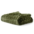 thumbnail image 2 of Member's Mark Ruched Faux Fur Throw, 60" x 70", 2 of 6