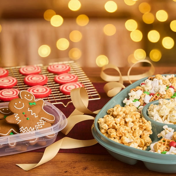 Rubbermaid Takealongs 16-Piece Food Storage and Party Platter Set