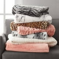 thumbnail image 4 of Member's Mark Luxury Faux Fur Throw 60" x 70", 4 of 4
