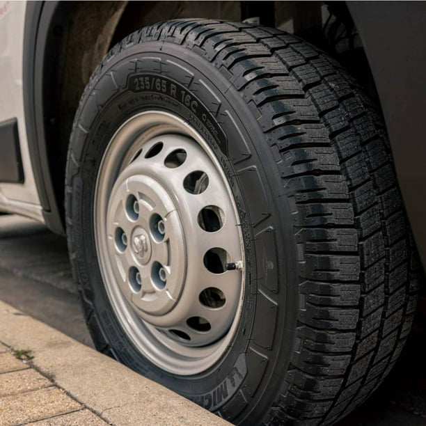 Michelin Agilis CrossClimate 2 - LT265/70R17 123R Tire - Samsclub.com