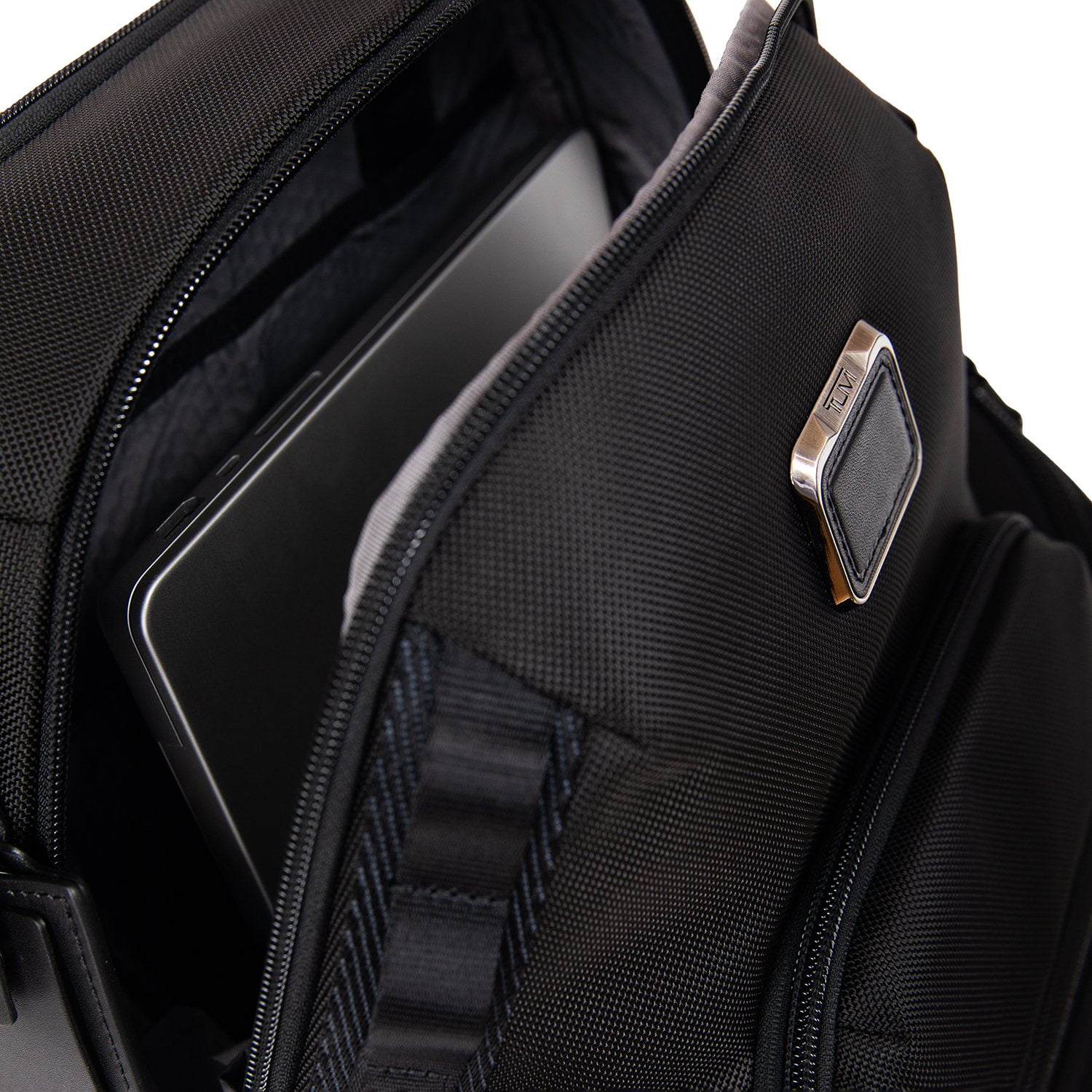 TUMIリュック ALPHA BRAVO 222682NVY2 TUMI 222682HK2 ALPHA BRAVO DOVER BACK PACK アルファ ブラボー