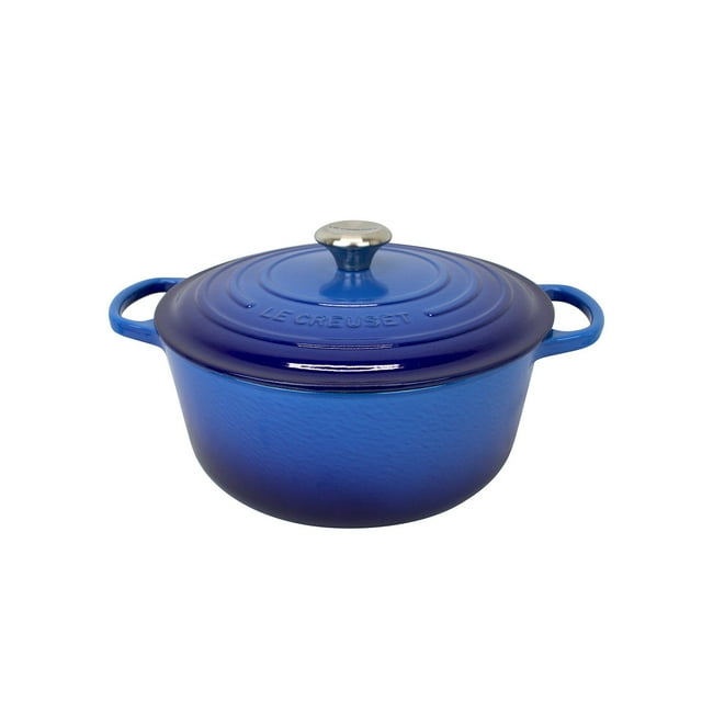 Le Creuset Signature Cast Iron Round Dutch Oven, Assorted Sizes
