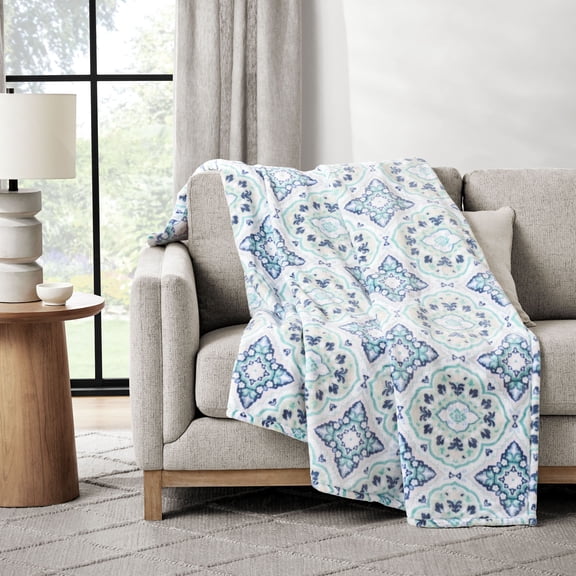 Member's Mark Seasonal Lounge Throw, 60"x70"