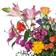 thumbnail image 4 of Member's Mark Artisan Garden Bouquet, 22 stems, choose color, 4 of 9