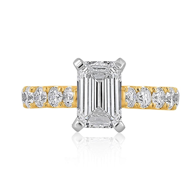 Lab Created Emerald Cut Diamond Ring in 18K Gold