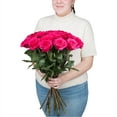 thumbnail image 3 of Member's Mark Premium Roses, 18 stems, choose color, 3 of 4