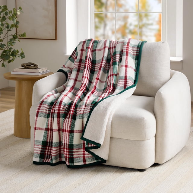 Member's Mark Cozy Plush Throw, 60" x 72"