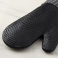 thumbnail image 3 of Member's Mark 4 -Pack Yarn Dyed Silicone Oven Mitt, Pot Holder, Mini Mitt Set, 3 of 5