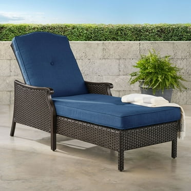 Member's Mark Heritage Cushioned Chaise Lounger