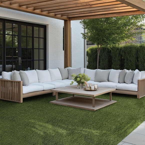 Select Surfaces Oakmont Artificial Grass 7.38’ x 11.68’