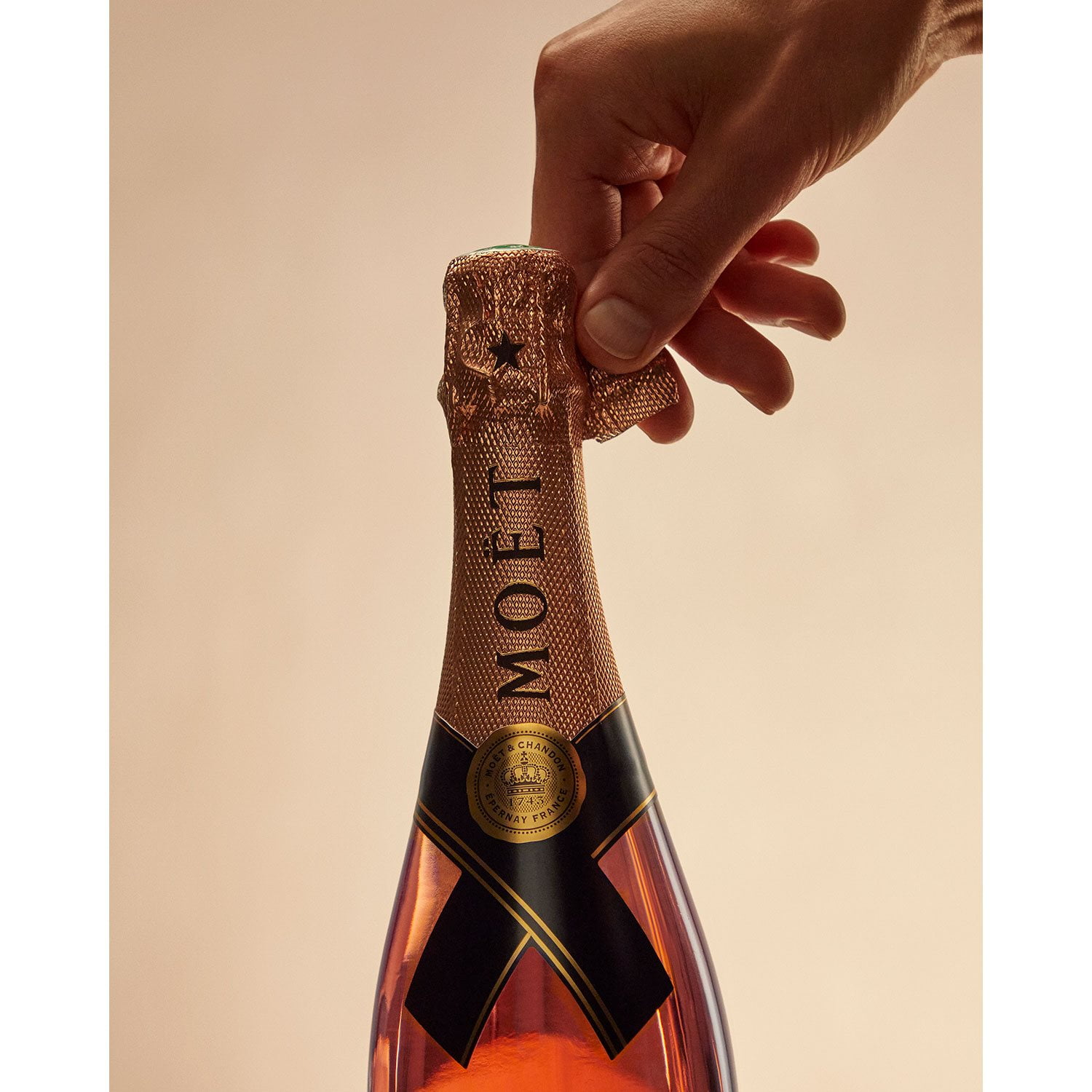 Moet & Chandon Nectar Imperial Rose Champagne (750 ml