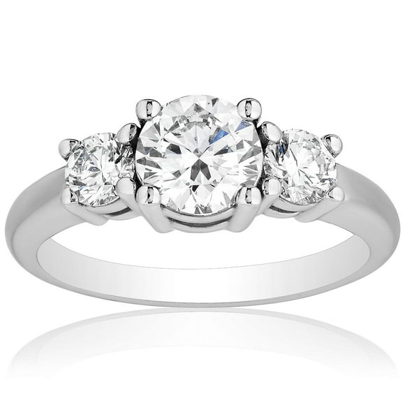 Round Cut Three Stone Diamond Ring in 18K Gold