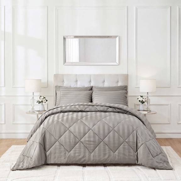 Saks Fifth Avenue 400 Thread Count Organic Cotton Comforter