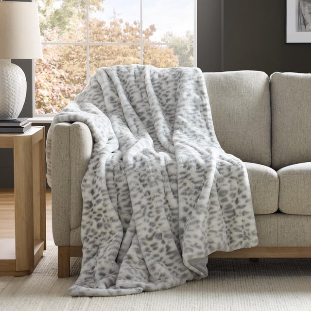 Member's Mark Luxury Faux Fur Throw, 60" x 70"