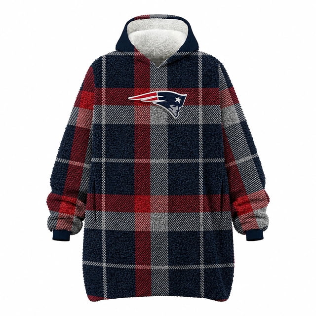 Pegasus Sports New England Patriots Wearable Sherpa Throw