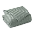 thumbnail image 4 of Saks Fifth Avenue 400 Thread Count Organic Cotton Comforter, 4 of 6