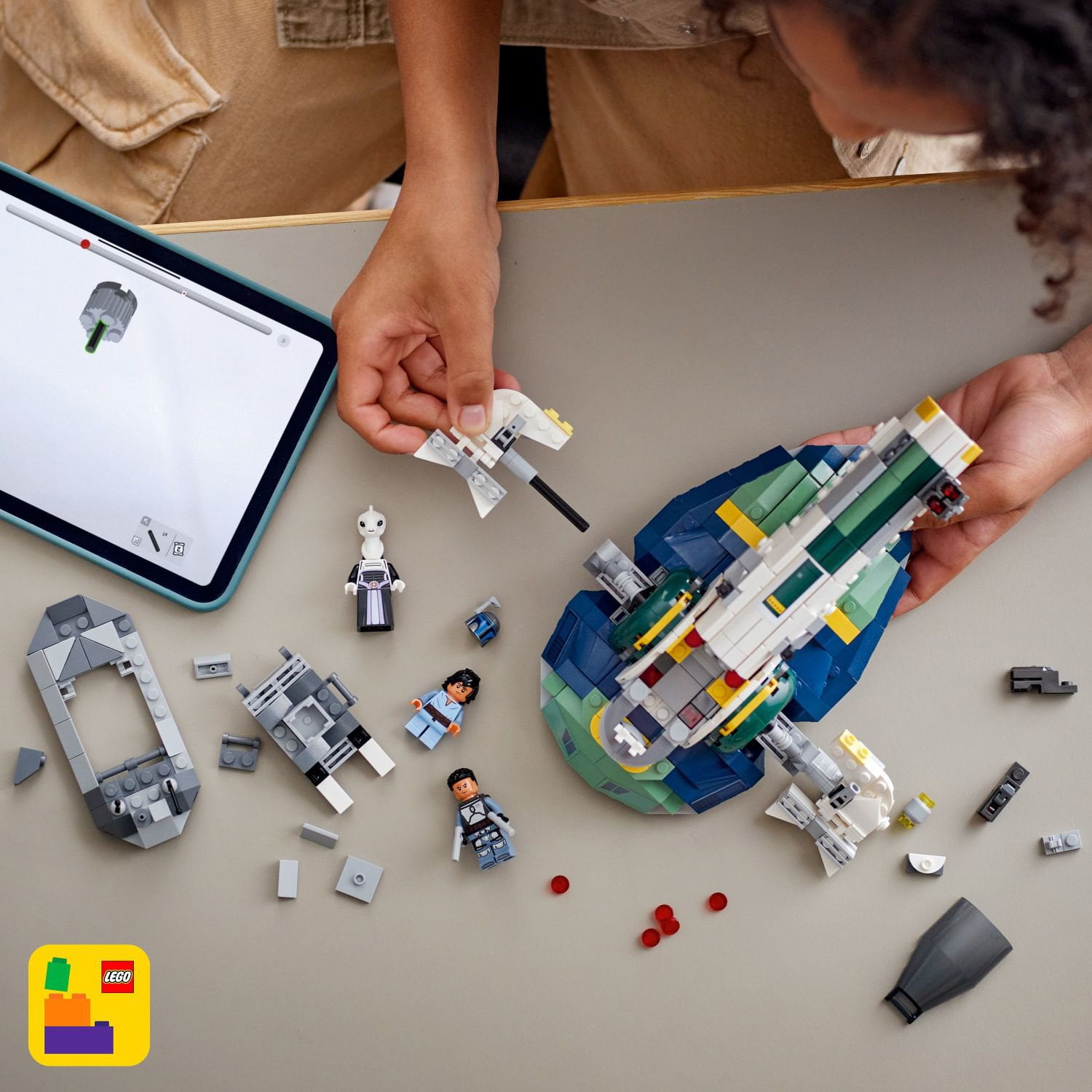 LEGO Star Wars: Attack of the Clones Jango Fett’s Starship Building Set, 707 pc.