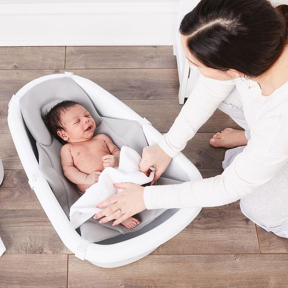 Regalo Baby Basics Grow with Me Baby Bath Tub
